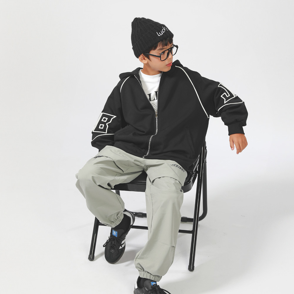 Minuhood Zip-up (size 9-23)