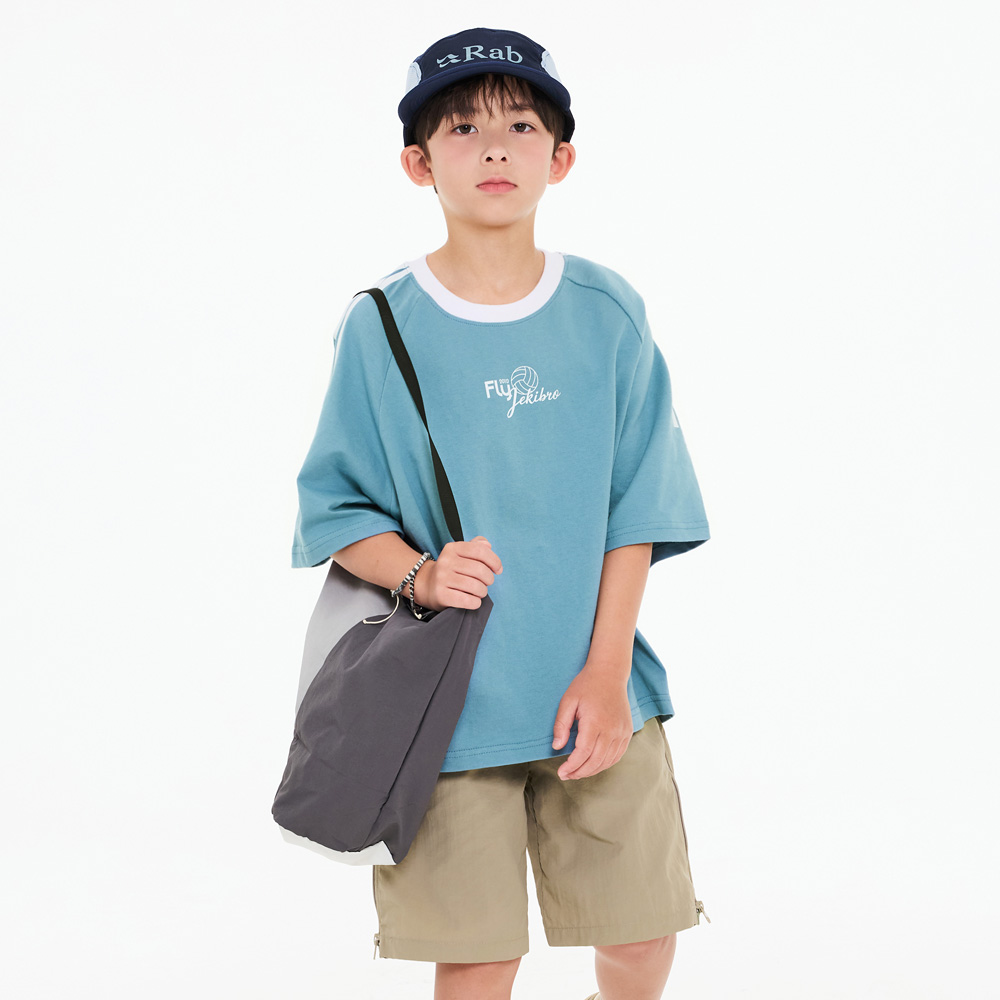 Into T-shirt (size 9-23)