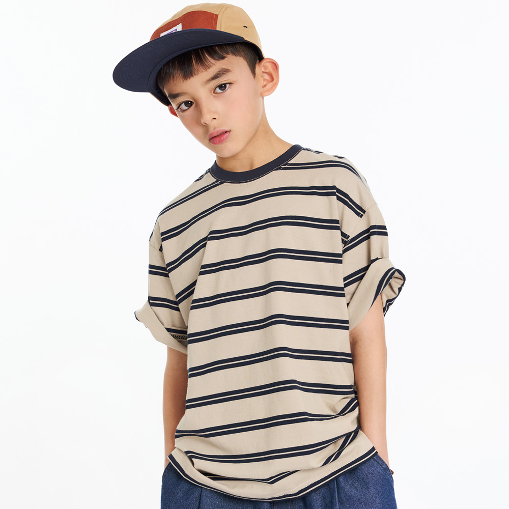 Muni embroidery t-shirt (size 9-21)