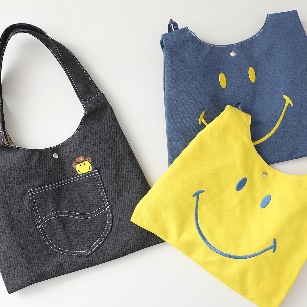 Krangsmile shoulder bag