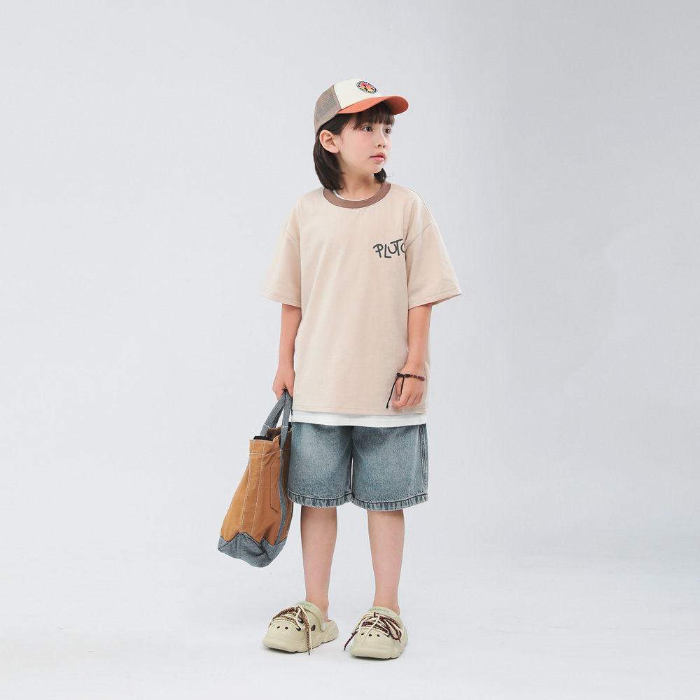 Pluto T-shirt (size 9-23)