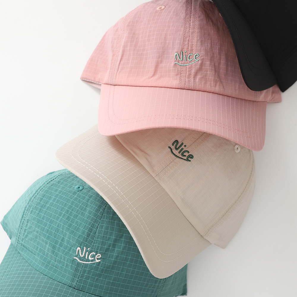 Disibas Rock Cap