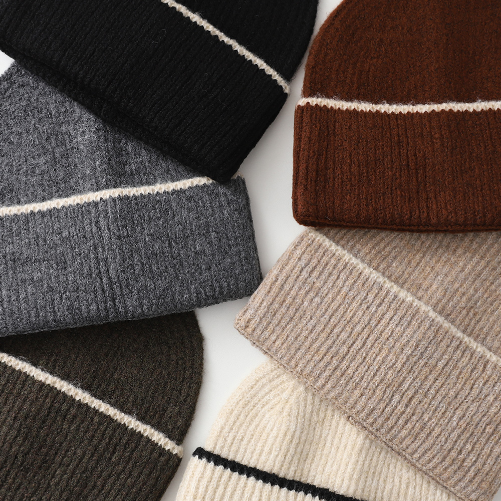 One-line beanie