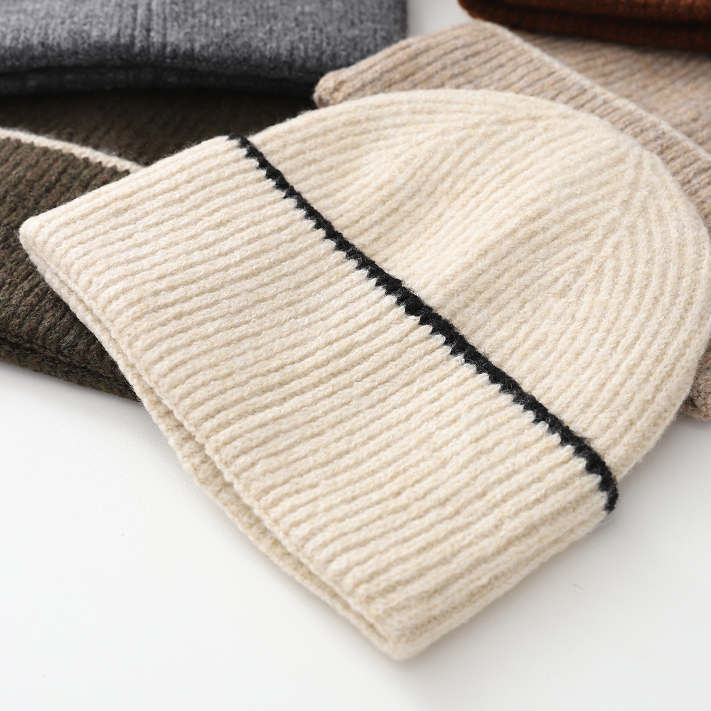 One-line beanie