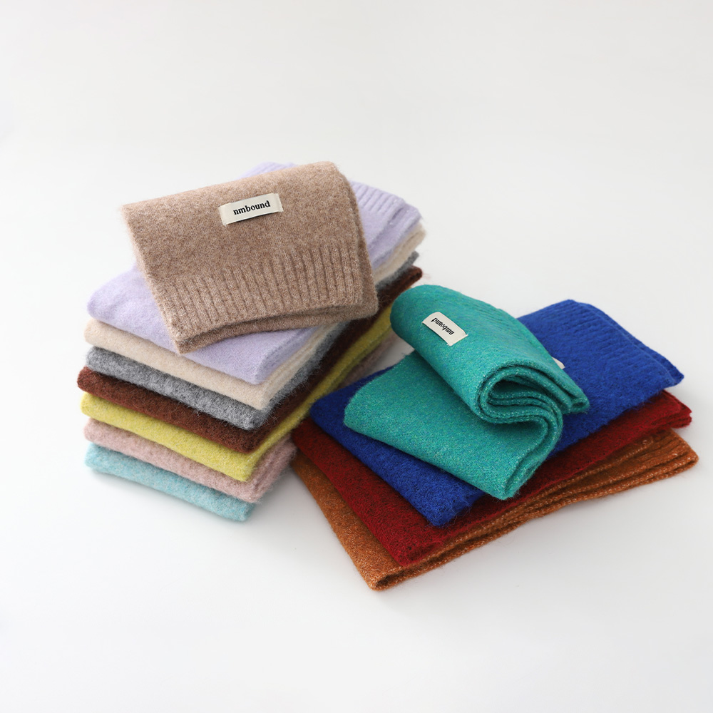 Twelve Daily Muffler