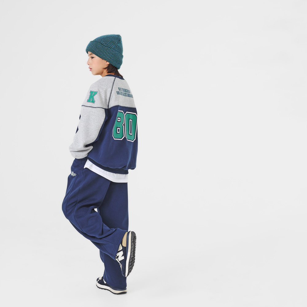 Curved fleece top and bottom set (sizes 9-23)