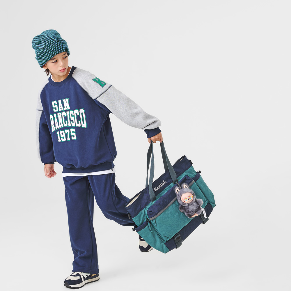 Curved fleece top and bottom set (sizes 9-23)