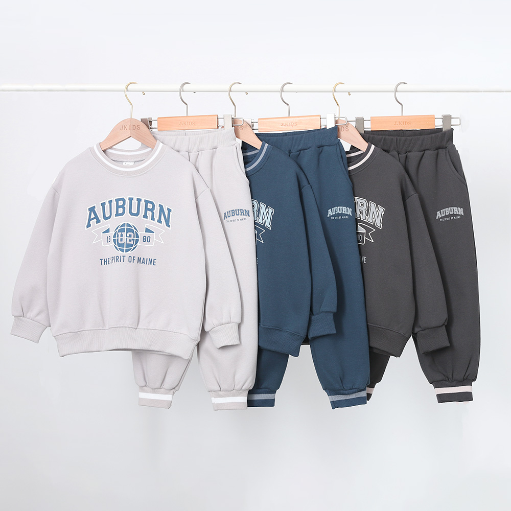 Abongimo top and bottom set (sizes 9-23)