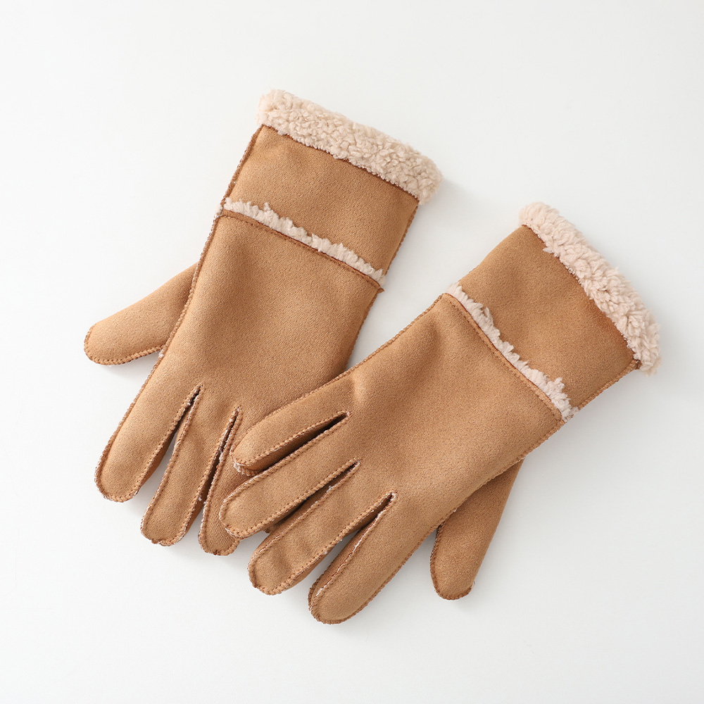 Lambskin suede gloves