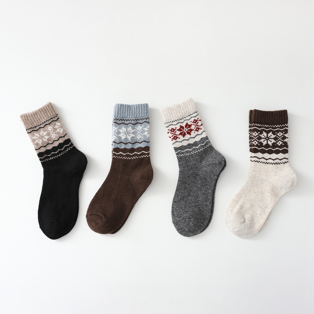 Snowflake Socks 4-piece set