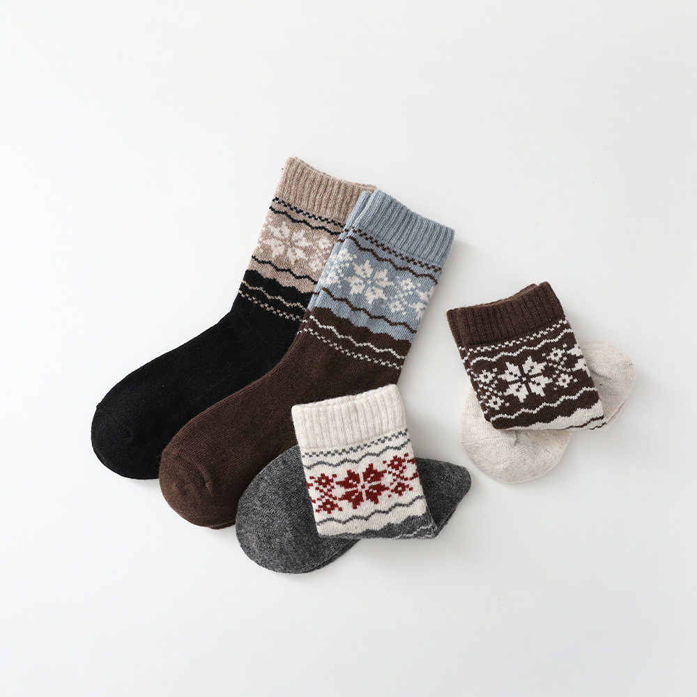 Snowflake Socks 4-piece set