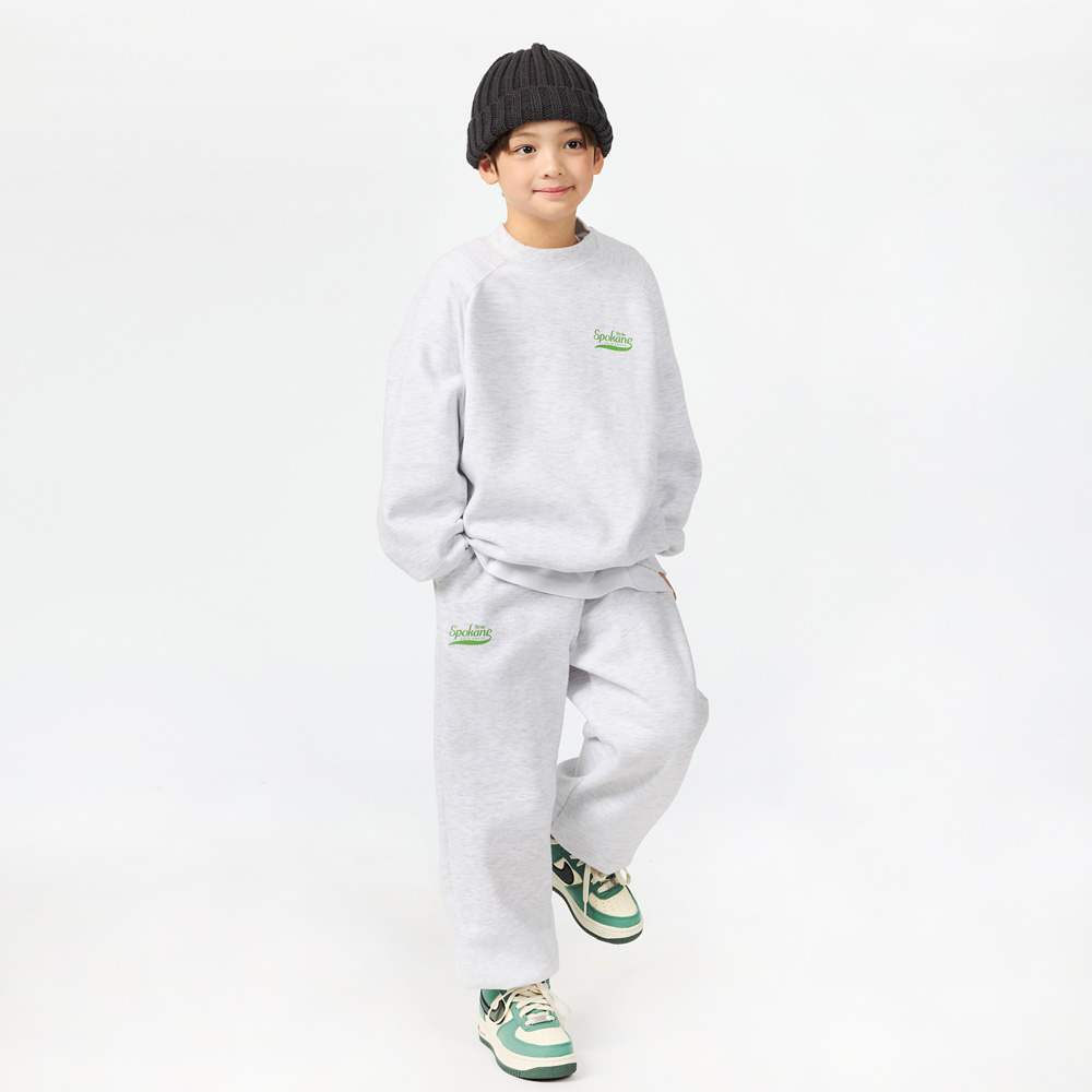 Cold-weather top and bottom set (sizes 9-23)