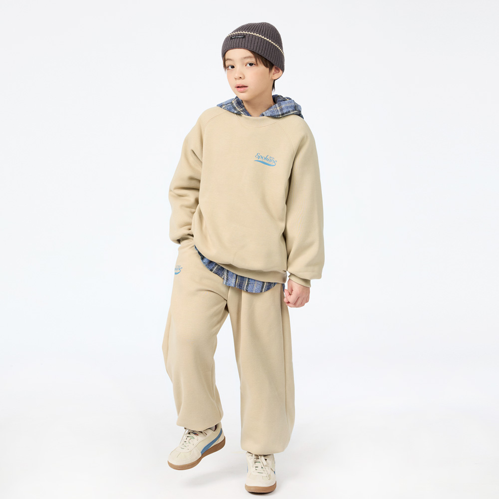 Cold-weather top and bottom set (sizes 9-23)